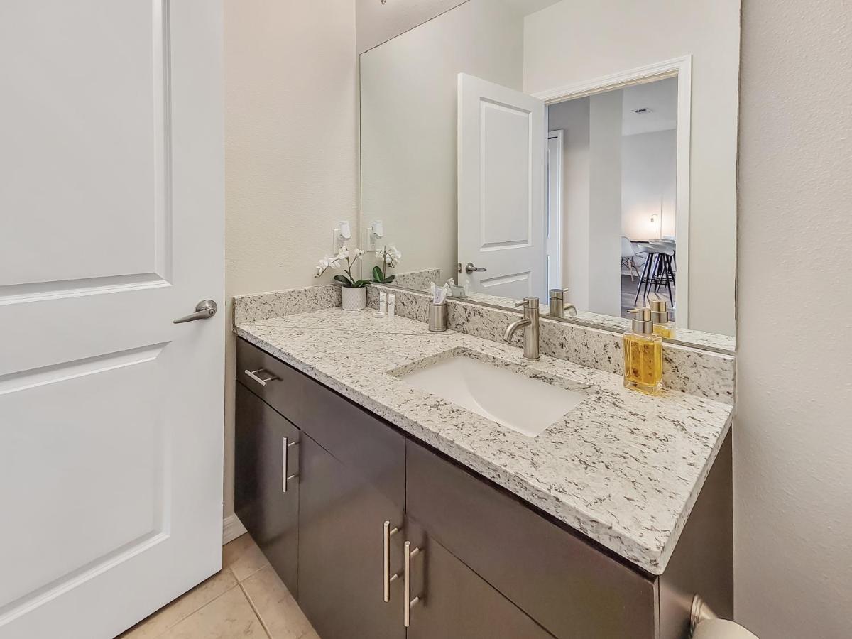 Getaway Apartment Near Beaches And Airport Tampa Eksteriør bilde